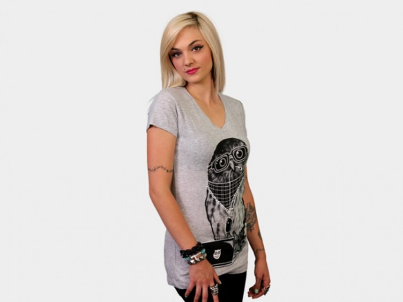 Limited Edition - Smart Owl Custom T-shirt Design Side Girl