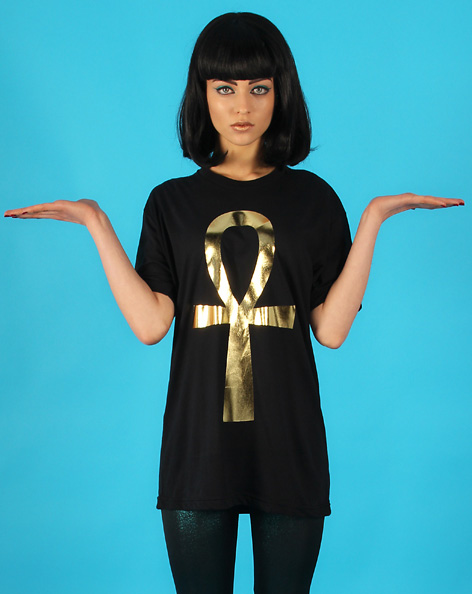 Egyptian Ankh t-shirt design in black with gold foil girl 2