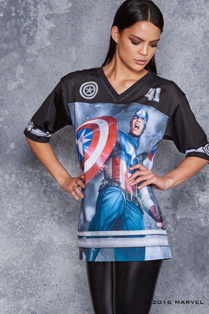 captain-america-touchdown-t-shirt-design-woman